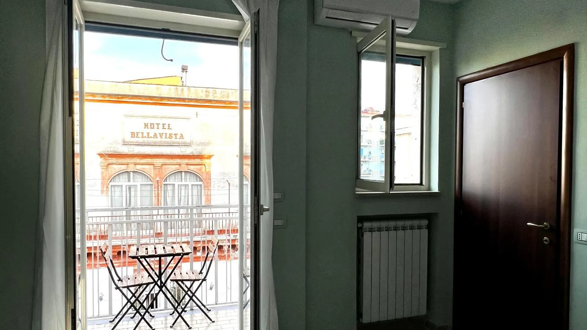 Bed & Breakfast Raroom Deluxe P Room Terrazzo Privato Portici